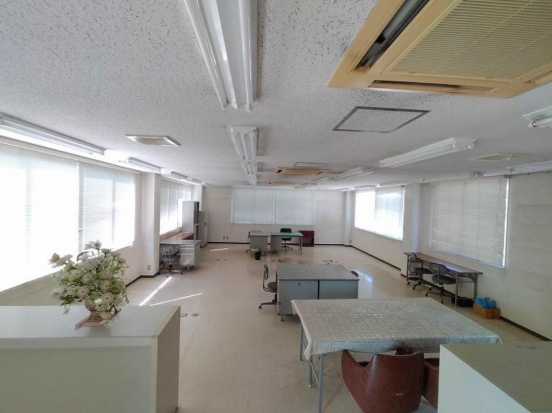 【貸倉庫事務所】大阪府富田林市喜志町