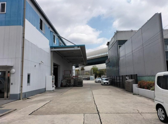 【貸倉庫・駐車場】大阪府寝屋川市讃良西町