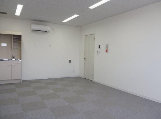 【貸倉庫・事務所】兵庫県川西市栄根
