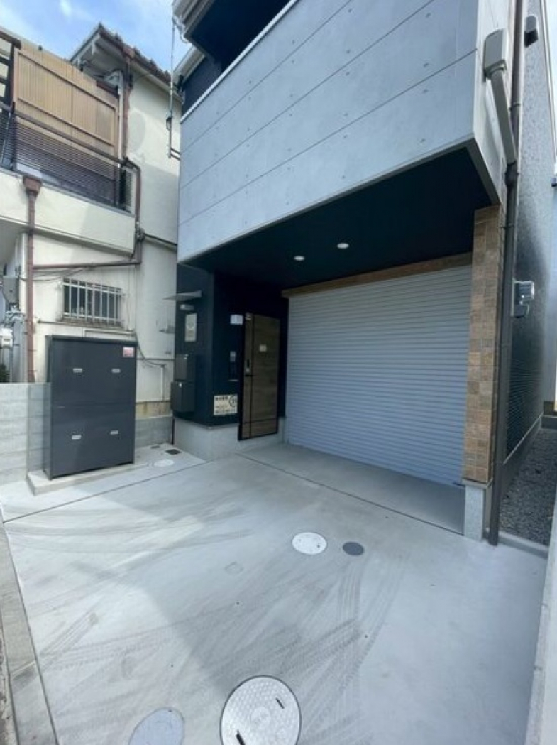 【ガレージハウス】大阪府八尾市黒谷