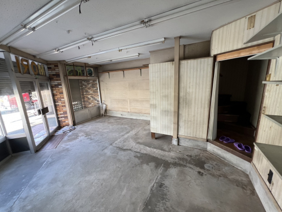 【貸倉庫・事務所・店舗】大阪府摂津市鳥飼本町