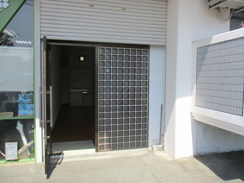 【貸店舗・事務所・倉庫】大阪府摂津市鳥飼八防