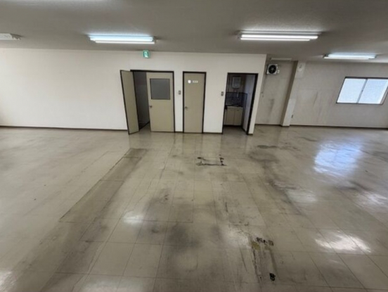 【貸倉庫事務所】大阪府吹田市南吹田