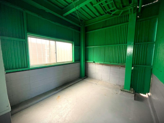 【貸倉庫・工場】大阪府東大阪市弥生町