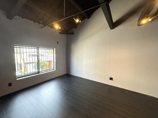 【貸ガレージ】大阪府摂津市香露園