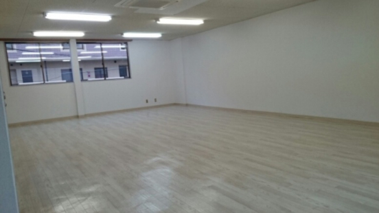 【貸倉庫・事務所】大阪府枚方市東田宮