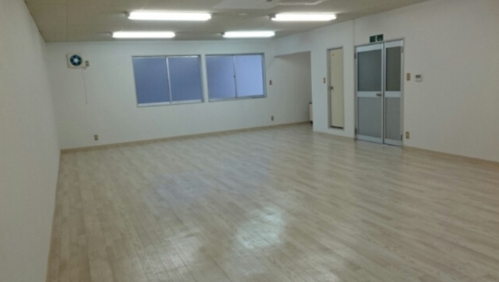 【貸倉庫・事務所】大阪府枚方市東田宮