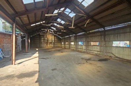 【駐車場付貸倉庫】大阪府高槻市道鵜町