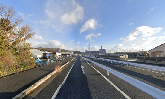 【駐車場付貸倉庫】大阪府高槻市道鵜町