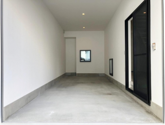 【ガレージハウス】大阪府吹田市豊津町