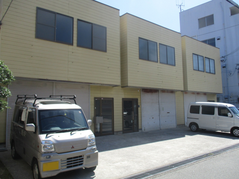 【貸倉庫付事務所】兵庫県尼崎市三反田町　【※申込有り】