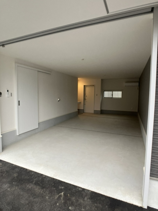 【ガレージハウス】兵庫県尼崎市神崎町