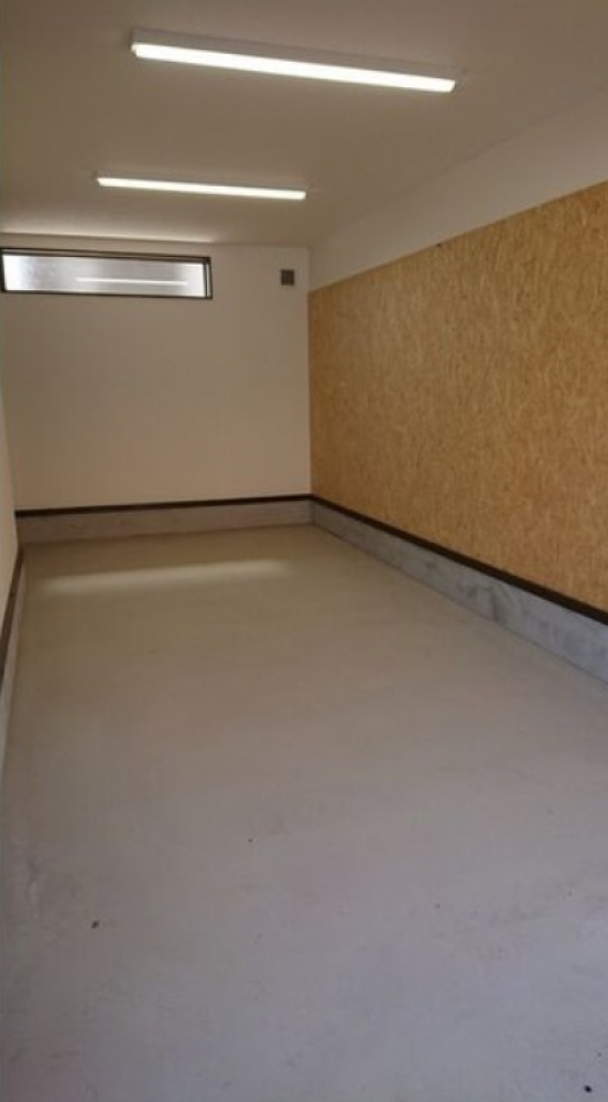 【貸倉庫・事務所】兵庫県宝塚市高司