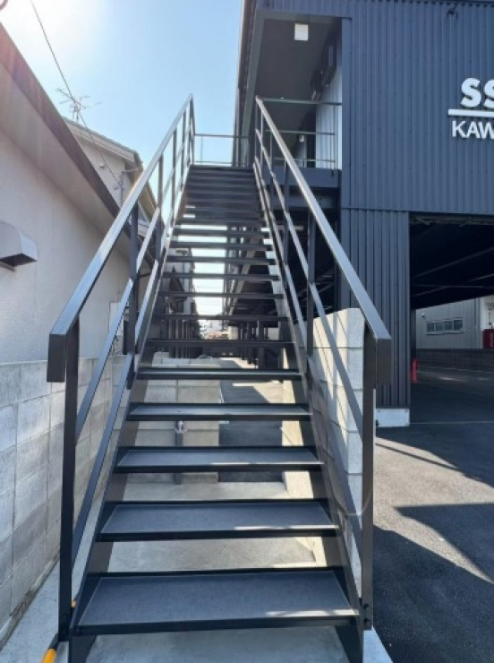 【貸店舗・事務所】兵庫県川西市久代