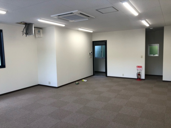 【貸倉庫・事務所】京都府京都市西京区樫原鴫谷（ORANGE　BASEⅠ号室）