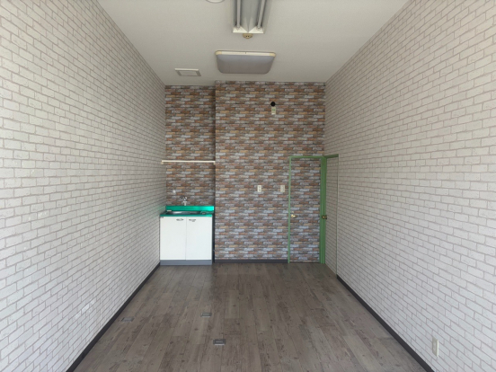 【貸店舗・事務所・倉庫】大阪府摂津市鳥飼八防