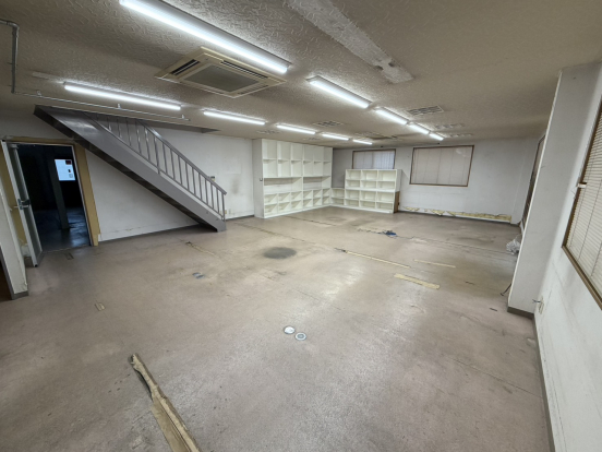 【貸倉庫・事務所・作業場】京都府久世郡久御山町市田新珠城