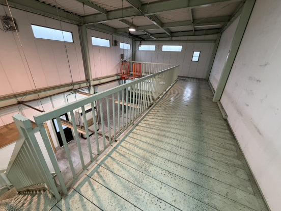 【貸倉庫・事務所・作業場】京都府久世郡久御山町市田新珠城