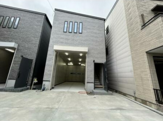 【貸ガレージハウス　A号】大阪市西成区津守