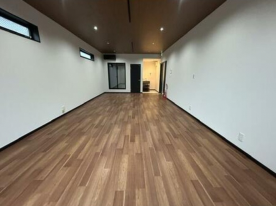 【貸ガレージハウス　A号】大阪市西成区津守